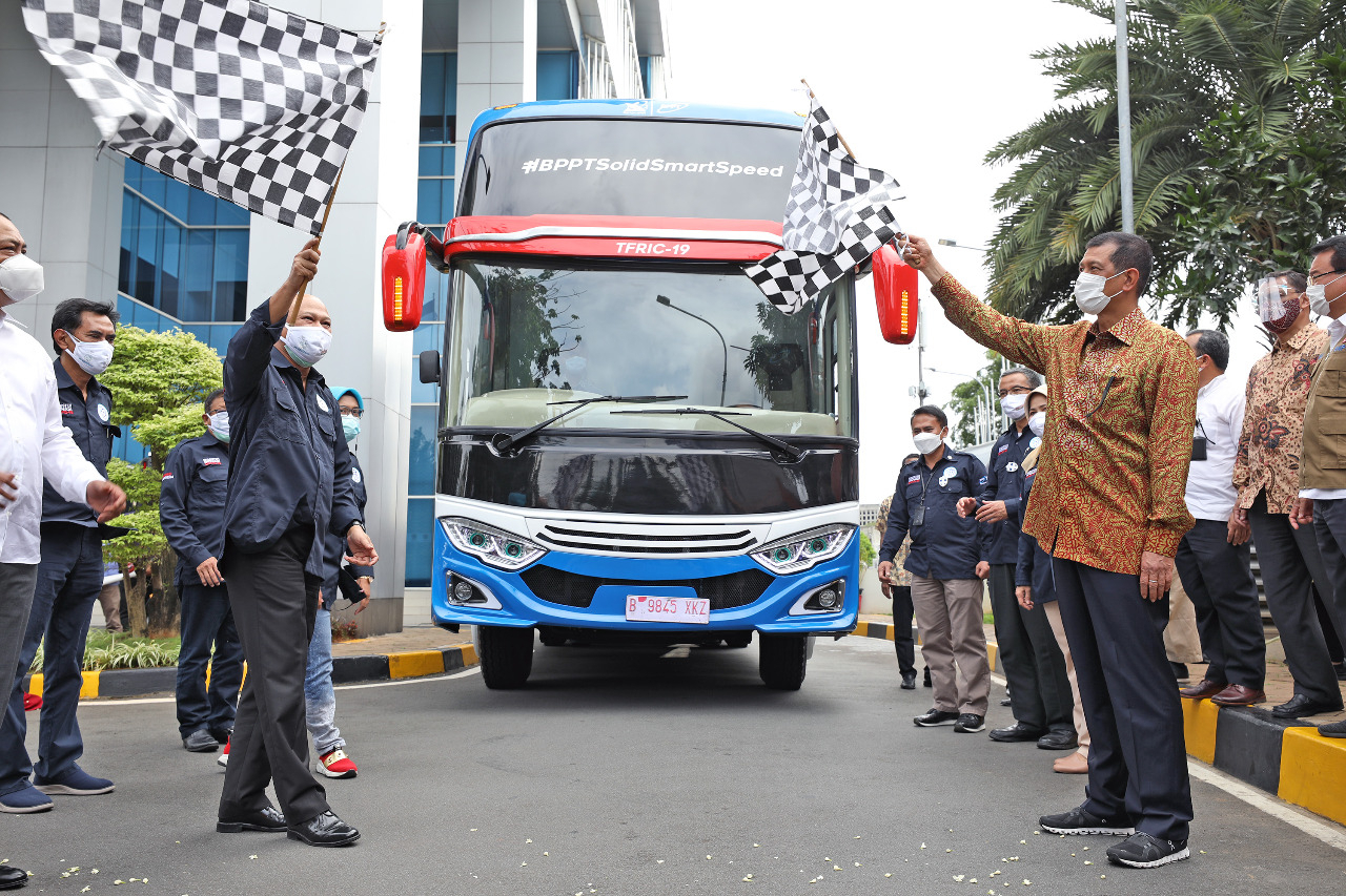 Pemerintah Luncurkan Mobile Lab BSL-2 untuk Percepat Proses 3T Covid-19 di Daerah
