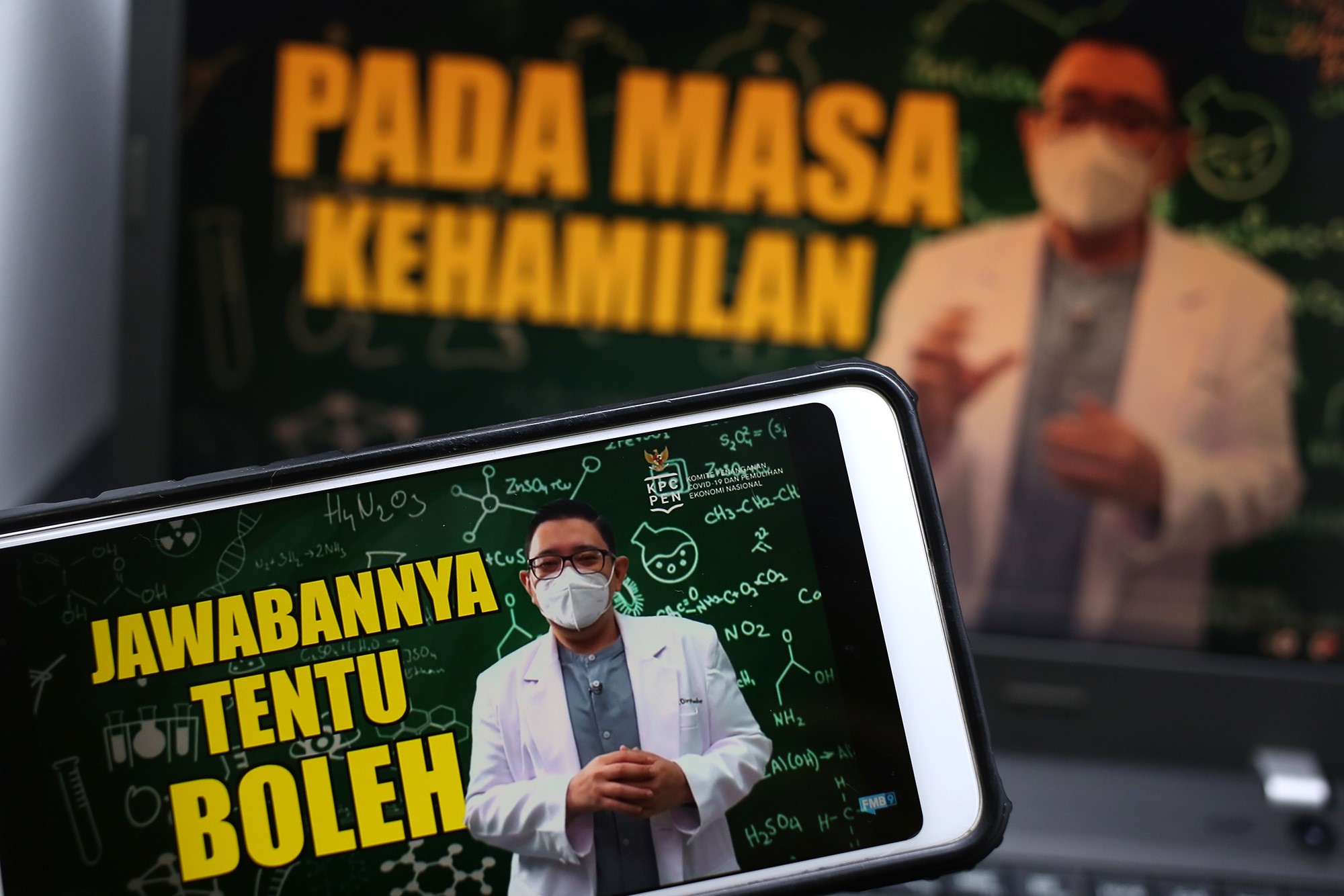 Vaksinasi Aman bagi Ibu Hamil dan Lanjut Usia
