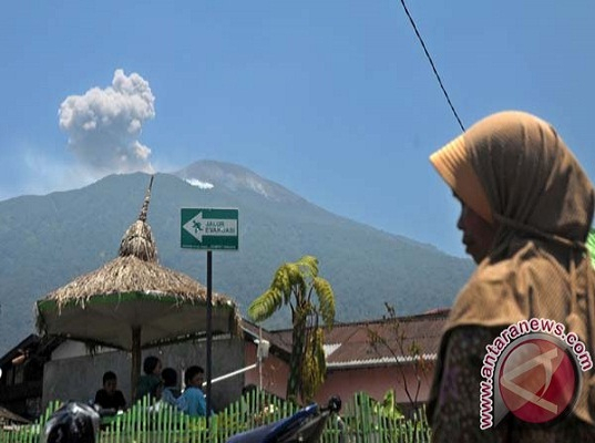 Gunung Slamet Belum Stabil, Warga Diminta Waspada 