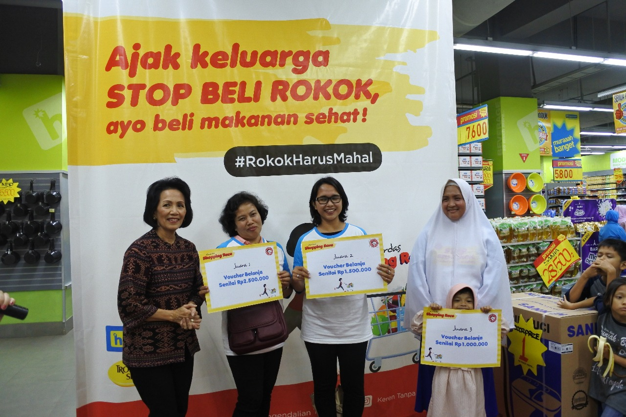 50 Ibu Membuktikan Uang Rokok Lebih Bermanfaat Jika Dibelikan Makanan Bernutrisi