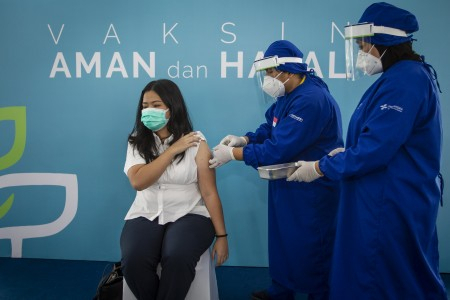 Satgas: Prioritas Penerima Vaksin adalah Garda Terdepan yang Menangani Pandemi Covid-19