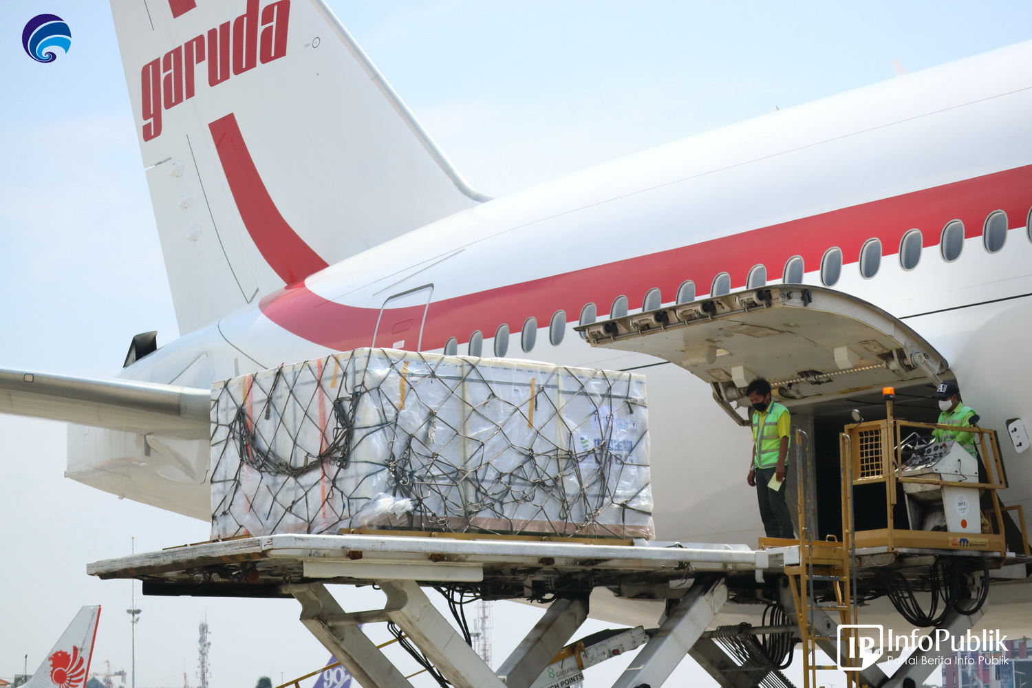Indonesia Terima Donasi Setengah Juta Dosis Vaksin dari Persatuan Emirat Arab