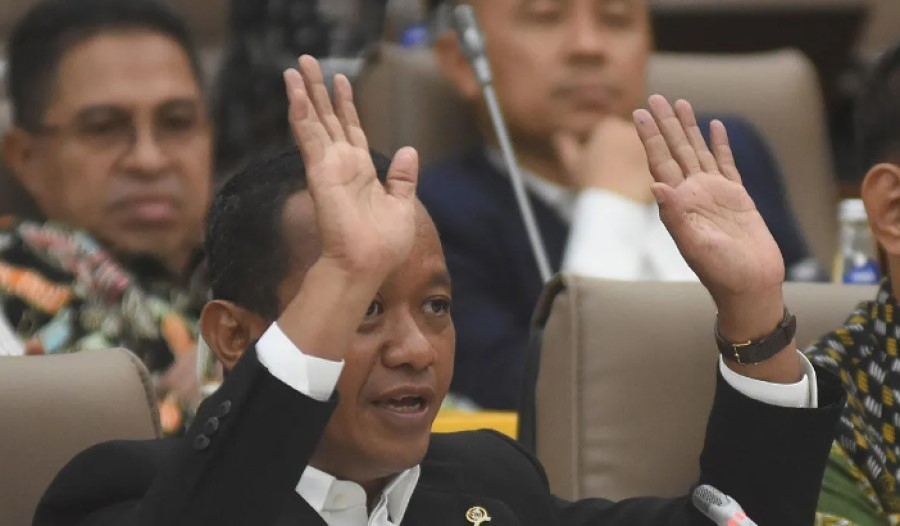 Mendiktisaintek Tanggapi Polemik Gelar Doktor Bahlil Lahadalia