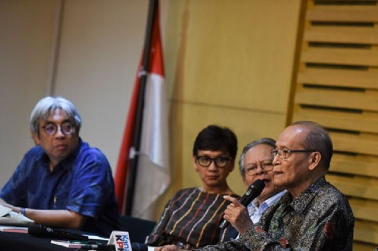Buya Syafi'i : KPK Wajib Dibela, tapi tidak Suci