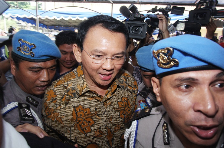 Ahok Diperiksa Kejagung 8 Jam, Dokumen Penting Belum Diserahkan