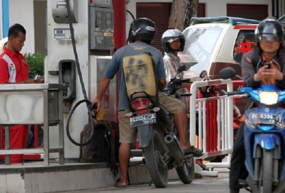 Komisi Energi DPR: Turunkan Harga BBM Bersubsidi