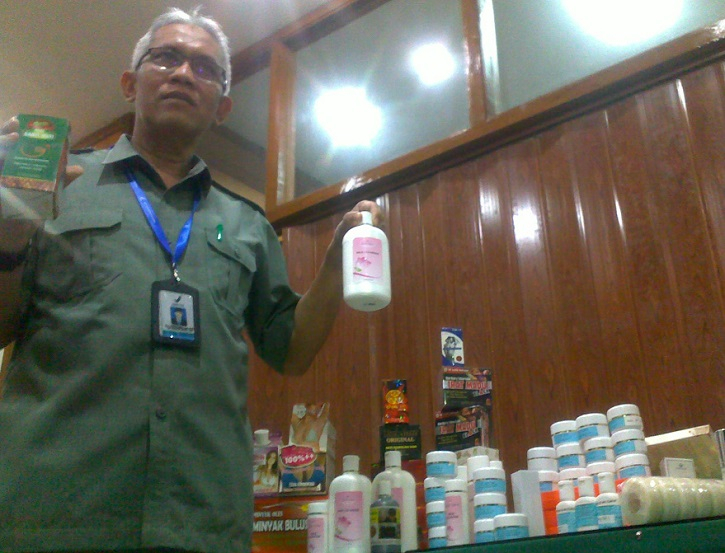 BPOM Bandung Sita Barang Ilegal Lebih Dari Rp 1 Miliar