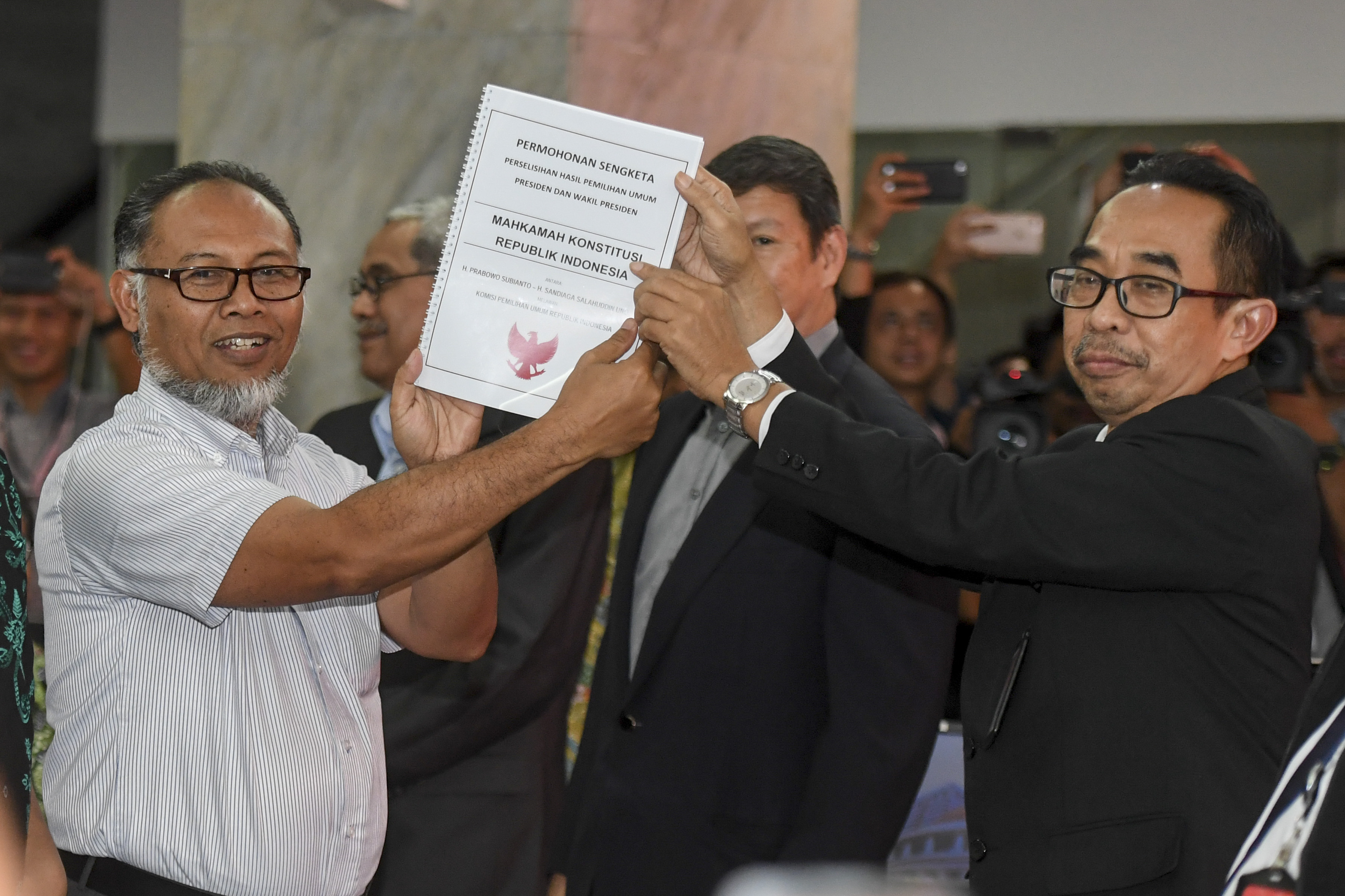 BPN Serahkan 51 Bukti Gugatan Sengketa Pilpres, MK Siap Independen 