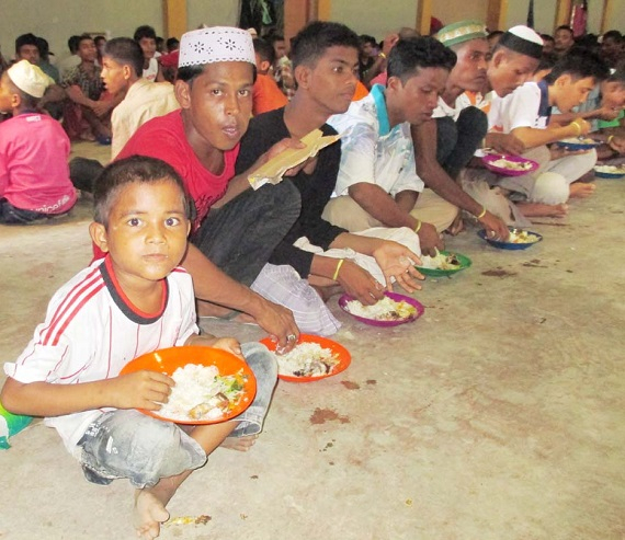 Warga Rohingya Berharap Ditampung Indonesia