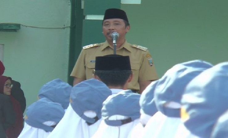 Bupati Rembang Geram Masih Ada Sekolah Pertahankan 'Lima Hari Belajar'