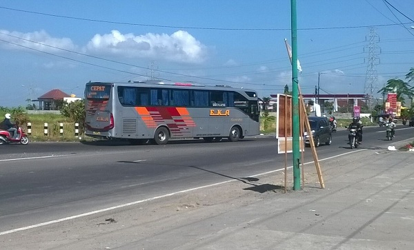 Jalur Madiun Macet, Bus Surabaya-Yogya Beralih Rute