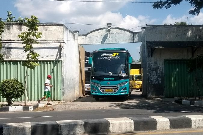 Dampak Pandemi, Bisnis Bus Pariwisata Lumpuh 4 Bulan