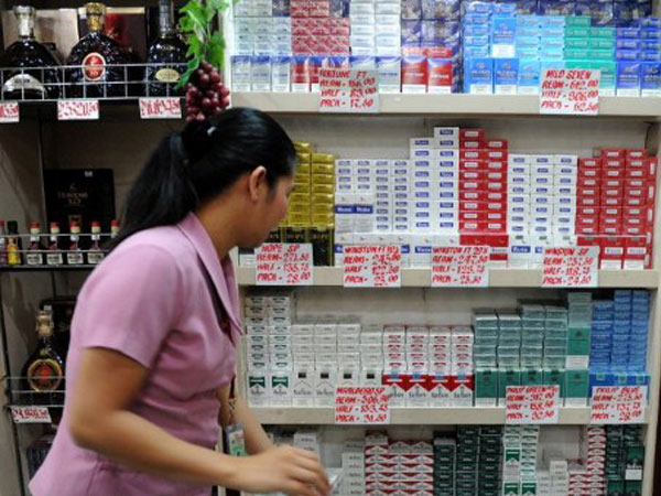 Mulai 2017, Singapura Larang Display Rokok di Toko 