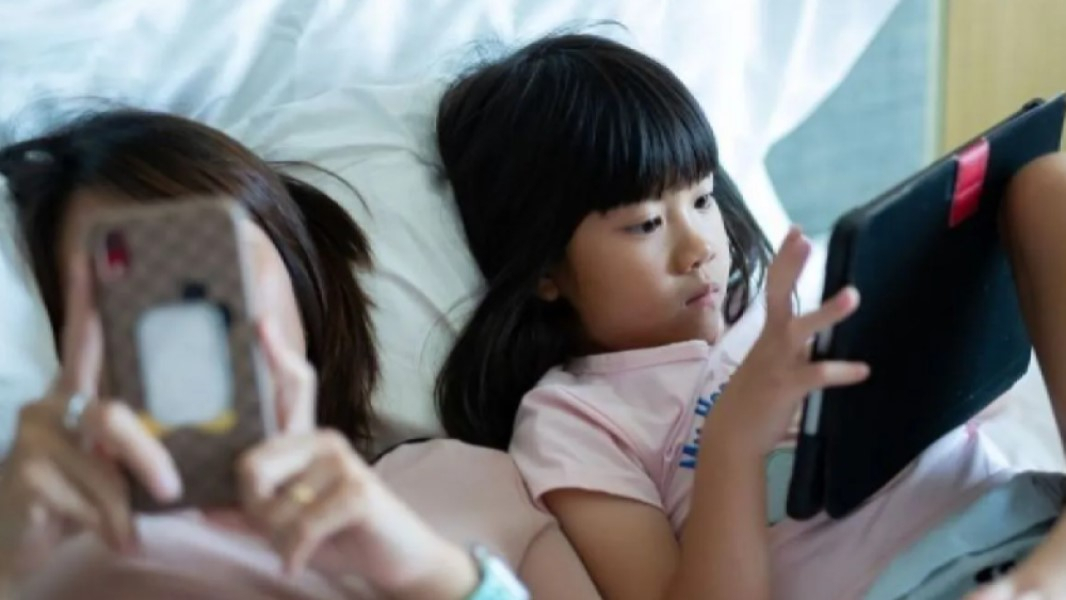 Ruang Digital Aman dan Sehat bagi Anak, Menakar Efektivitas PP Tunas