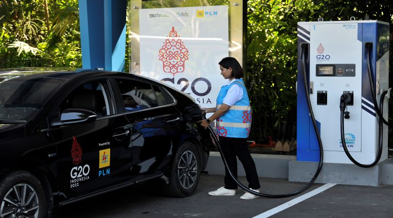 Kebijakan Mobil Listrik Menuai Banyak Kritik