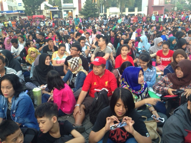 Tak Mau Lewati GMT, Warga Padati Planetarium