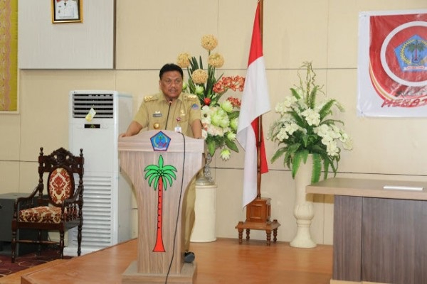 Gubernur Olly Terbitkan Pergub Tetapkan UMP Sulut 2019