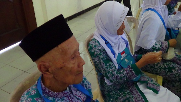 Rupiah Lemah, BPIH Turun Pun Tak Menggembirakan 