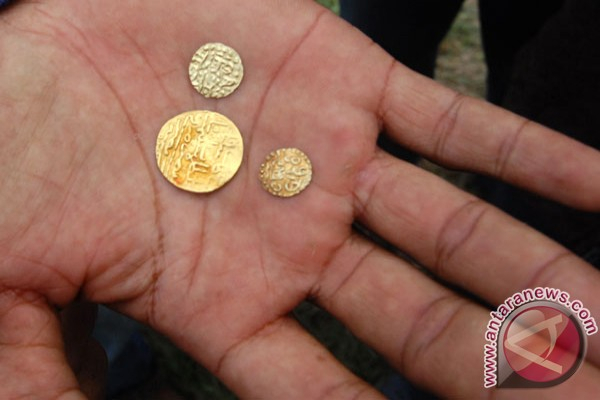 Uang Kuno Seberat 10 Kilogram Ditemukan di Banyumas