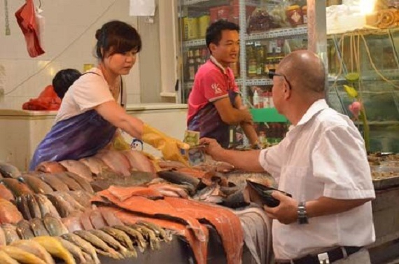 Hong Kong's huge appetite for seafood puts strain on endangered species 