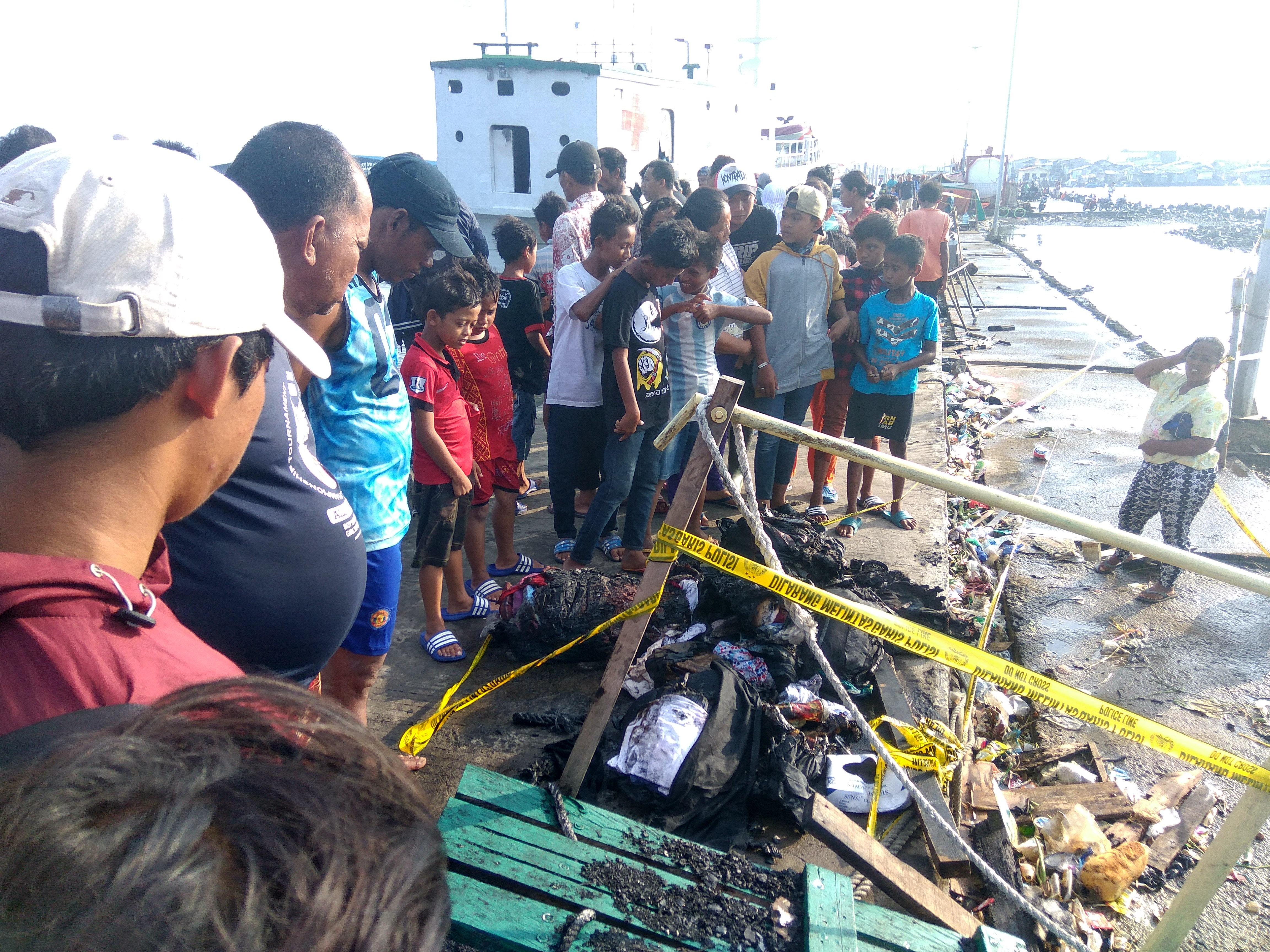 Kapal Terbakar, SAR Jakarta Siagakan Belasan Personel
