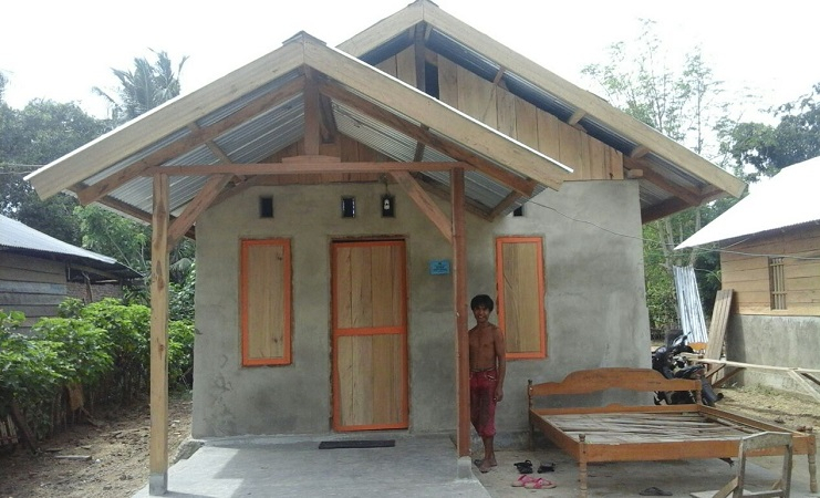 Asosiasi Kayu Ancam Stop Pasokan Kayu 'Bedah Rumah' ke Pemerintah