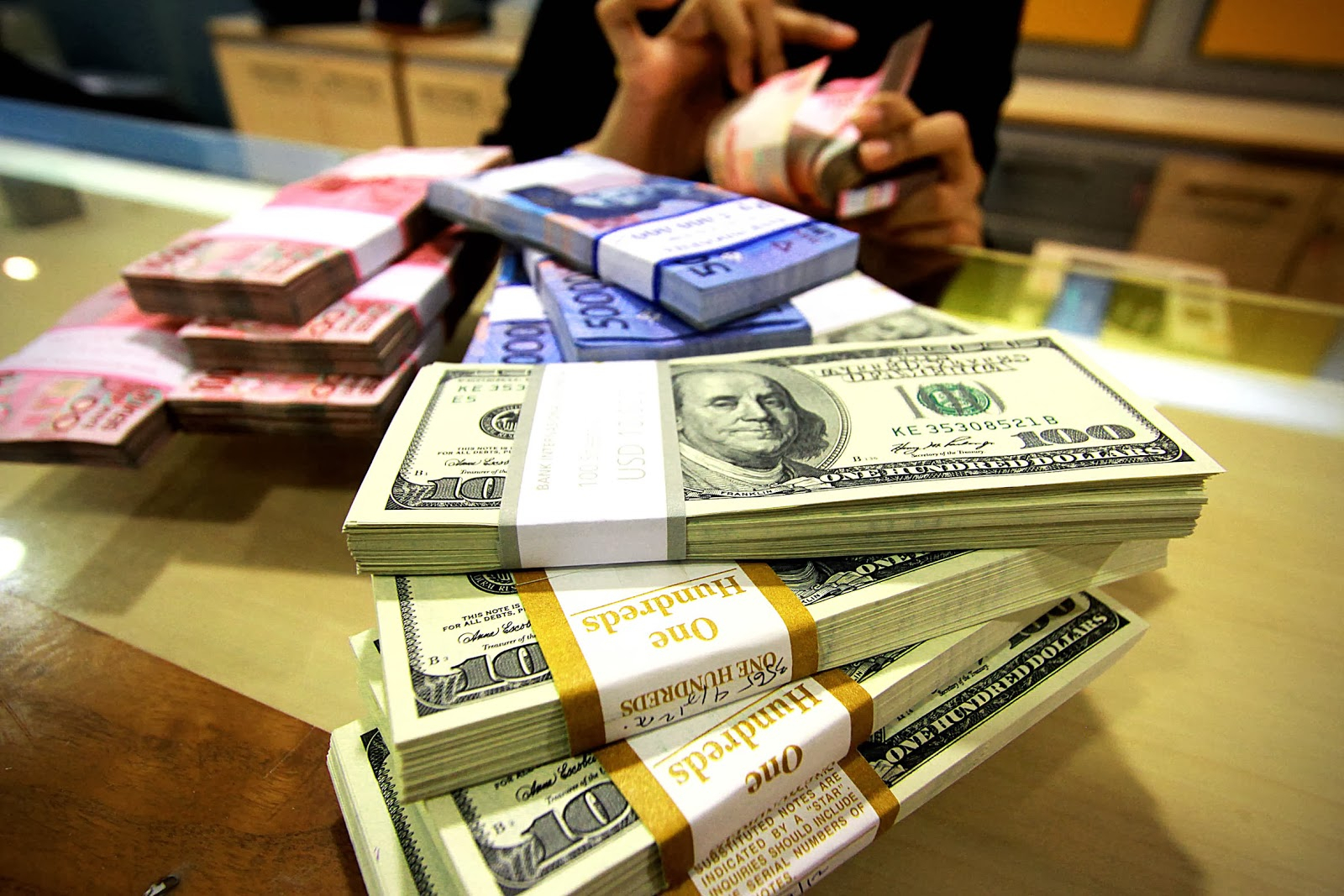 Rupiah Menguat, OJK: Investor Percaya Perekonomian Indonesia