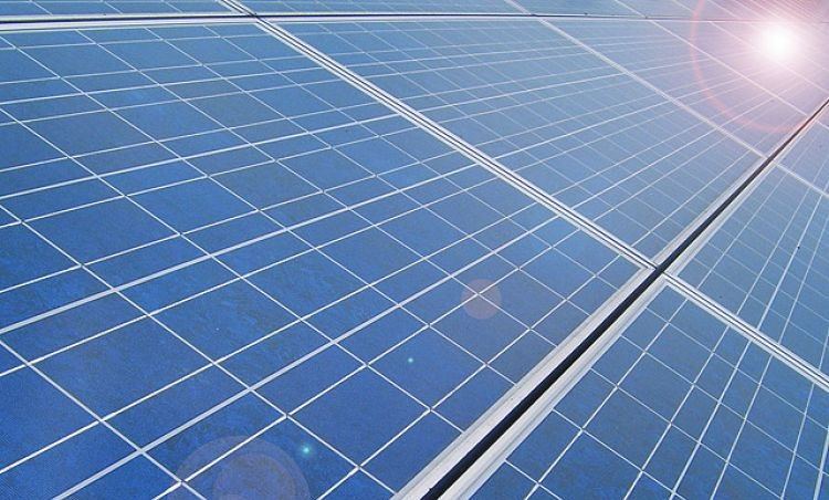 Kementerian ESDM Naikkan Target Pembangkit Energi Terbarukan
