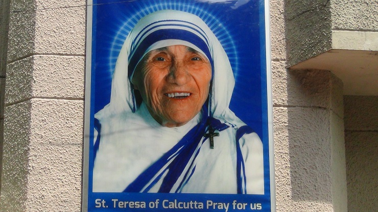 Praise and disdain over Mother Teresa’s sainthood in India