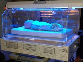 Inkubator Portable Ala Prof Raldi Jangkau Ratusan Bayi Prematur