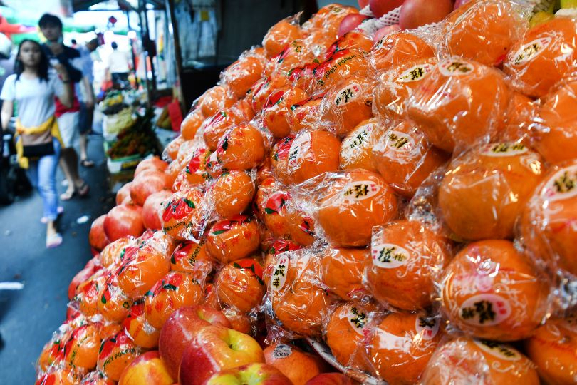 Produk Impor Asal Tiongkok Banjiri Pasar di Rembang, Jawa Tengah