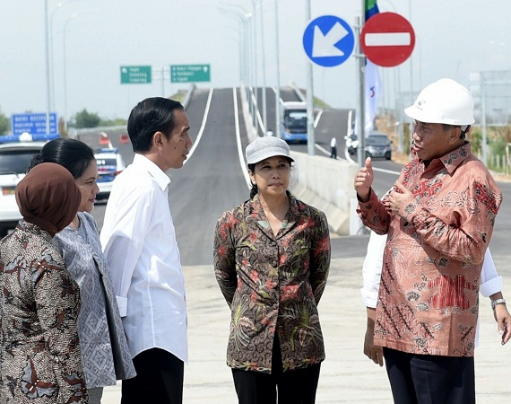 Jokowi: Tol Pejagan-Pemalang Dapat Digunakan Lebaran 2016