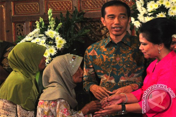 Warga Sayangkan Keluarga Presiden Tak Gelar Open House di Solo