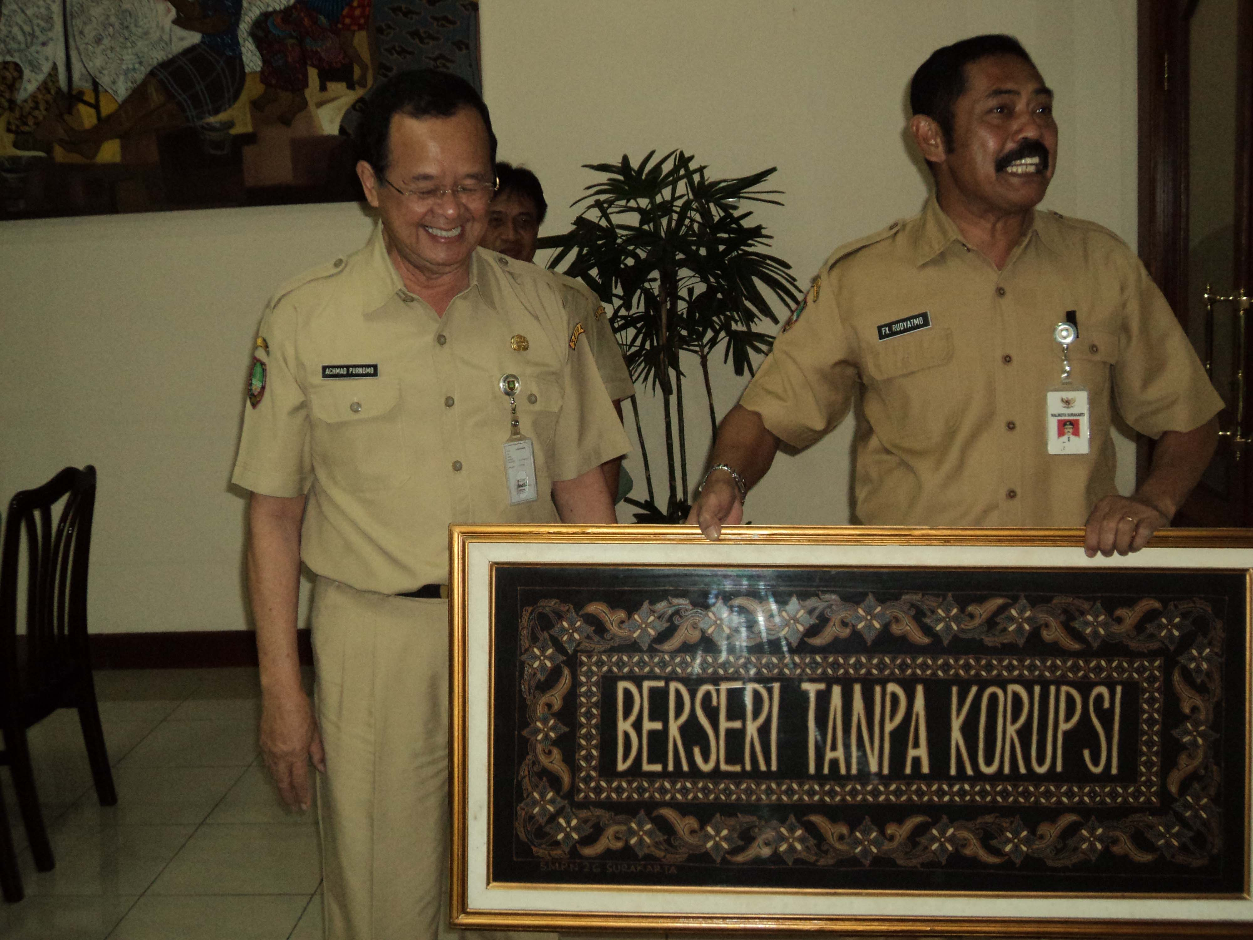 Pilkada Solo, Incumbent vs PNS