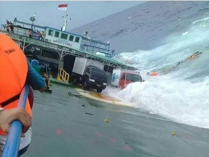 Kecelakaan KM Lestari Maju, Enam Orang Dilaporkan Meninggal