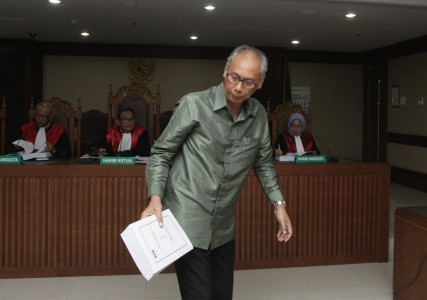 Halangi Penyidikan Korupsi E-KTP,  Dokter Bimanesh Dituntut 6 Tahun Penjara