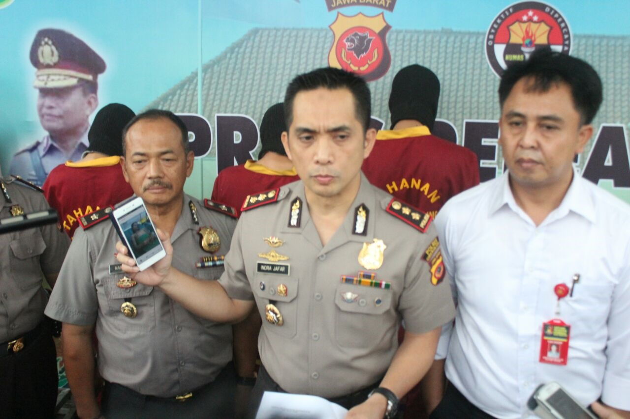 Tolak Dukung Klub Sepak Bola, Remaja di Cirebon Dibakar Hidup-hidup