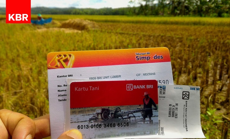 Pertama di Indonesia, 78 Ribu Kartu Tani Banyumas Mulai Dibagikan