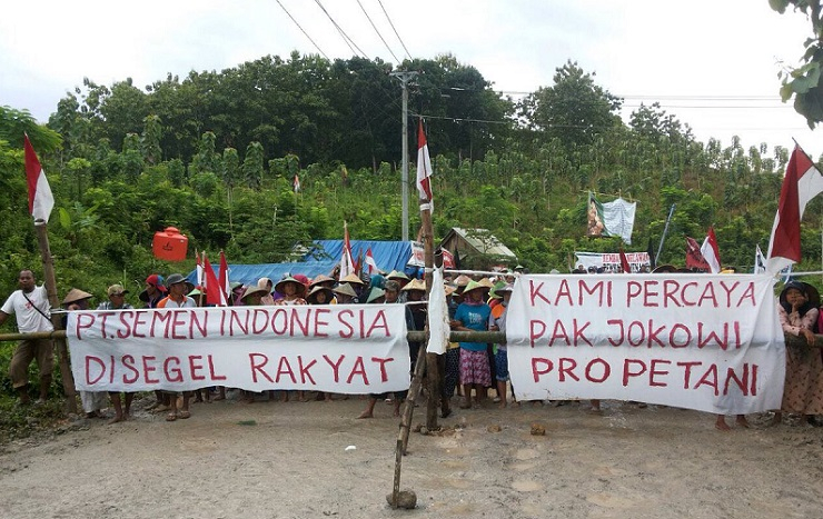 Pabrik Semen Tetap Beroperasi, Petani Kendeng Siapkan Tenda Keprihatinan di Depan Istana