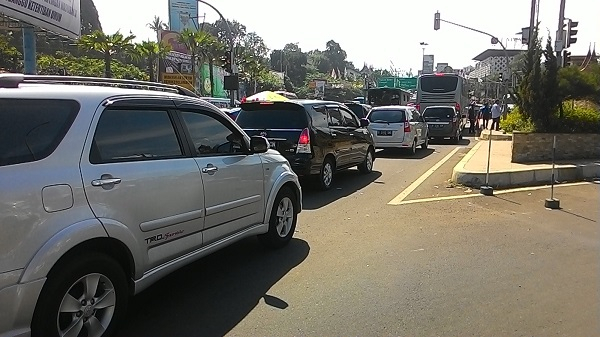Libur Panjang, Lima Ribu Kendaraan Masuk Jalur Puncak