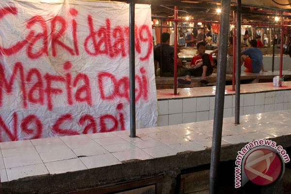 Bareskrim Periksa 3 Orang Terkait Penimbunan Daging 
