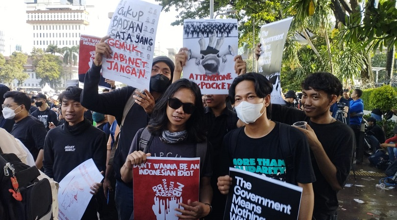Aksi Indonesia Gelap Berlanjut, Massa Mendesak Presiden Prabowo Utamakan Kepentingan Rakyat