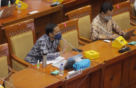 Pandemi, Bantuan Subsidi Upah Guru Non-PNS Begini Syaratnya