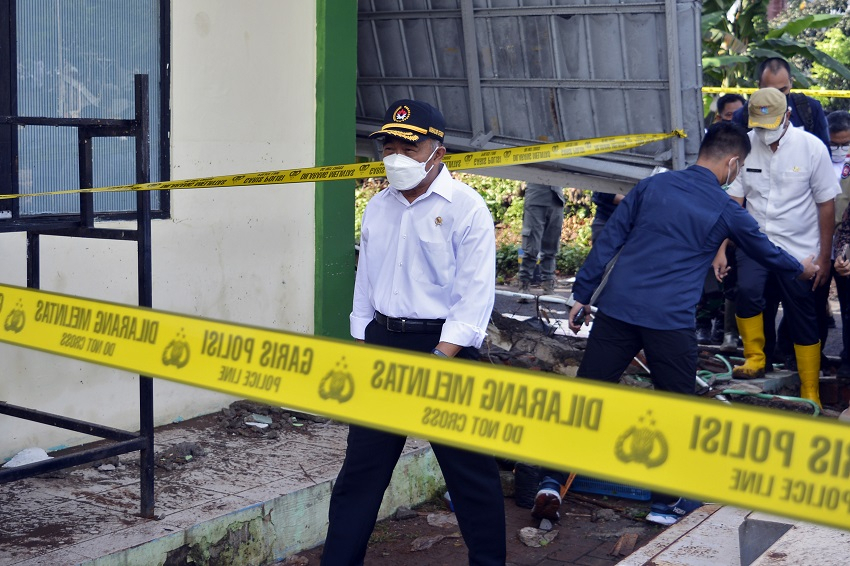 Pascatembok Roboh, Pemerintah Akan Perbaiki Bangunan MTsN 19 Pondok Labu
