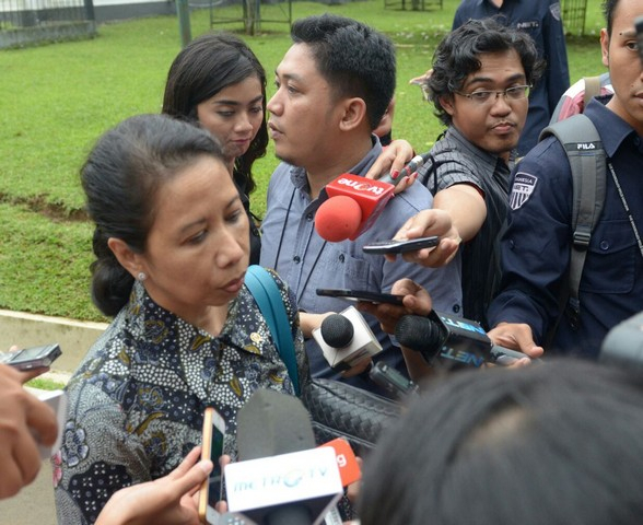 Menteri Rini Diberi Waktu Lima Hari Selesaikan Masalah Pelindo II