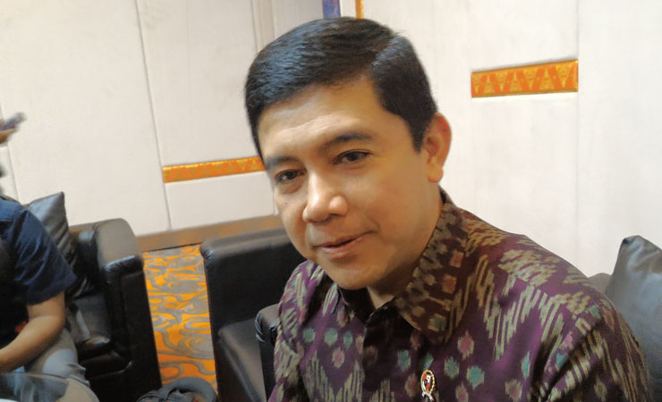 MenPAN Minta Kepala Daerah Tak Paksa PNS dalam Pilkada 2015