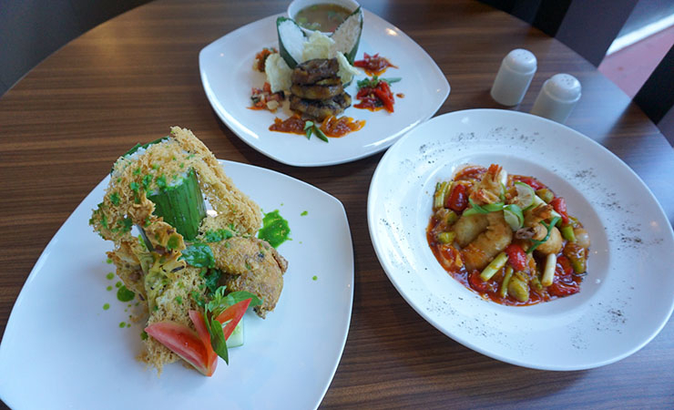Menu Pilkada di Best Western Premier The Hive