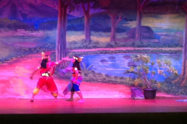 Kembalinya Miss Tjitjih di Panggung Sandiwara [Bagian 1]