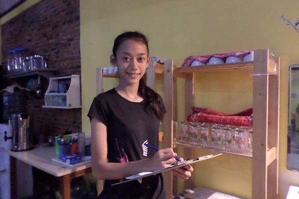 Cafe Fingertalk, Ketika Menyantap dalam Senyap