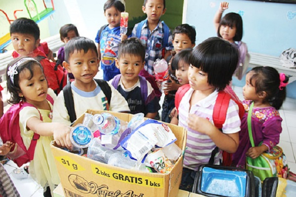 PAUD Mas Koki, Bayar Uang Sekolah dengan Sampah